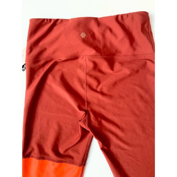 Nanette Lepore Red Pink Orange Compression Leggings Women's Large NWT MSRP:$58 - Picture 5 of 10